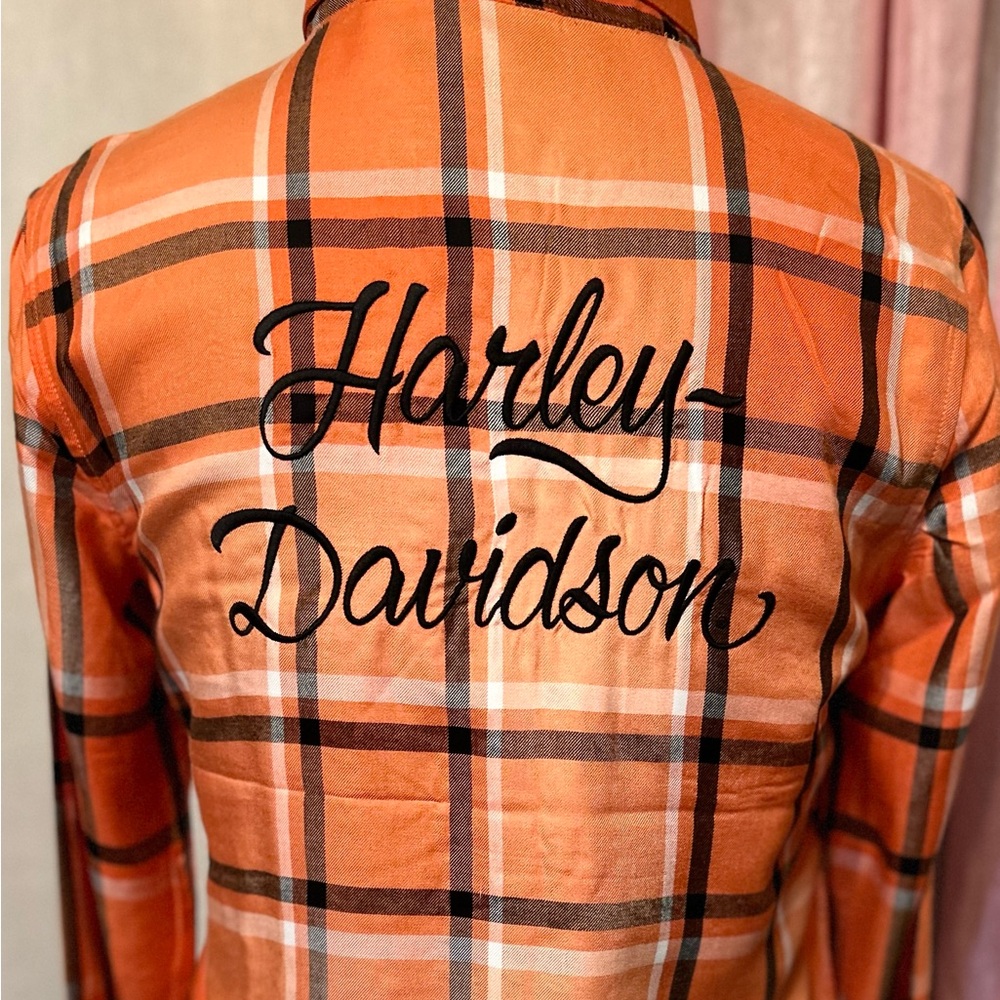 NWT Harley-Davidson ladies long sleeve button down size medium